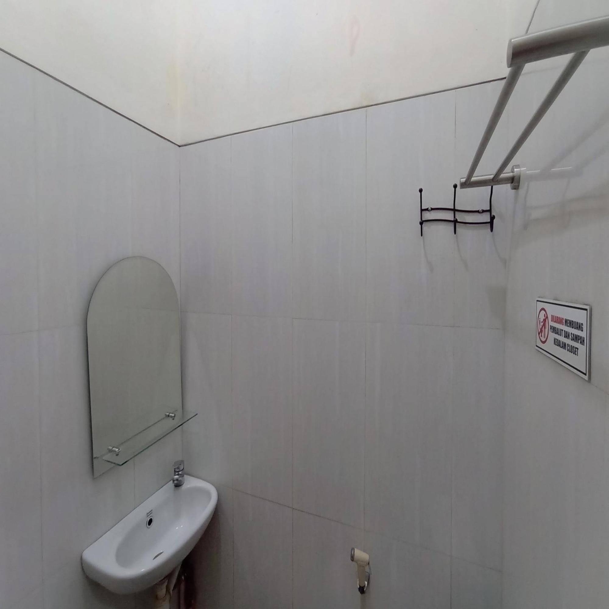 Reddoorz At Syariah House Purwokerto Hotel Luaran gambar