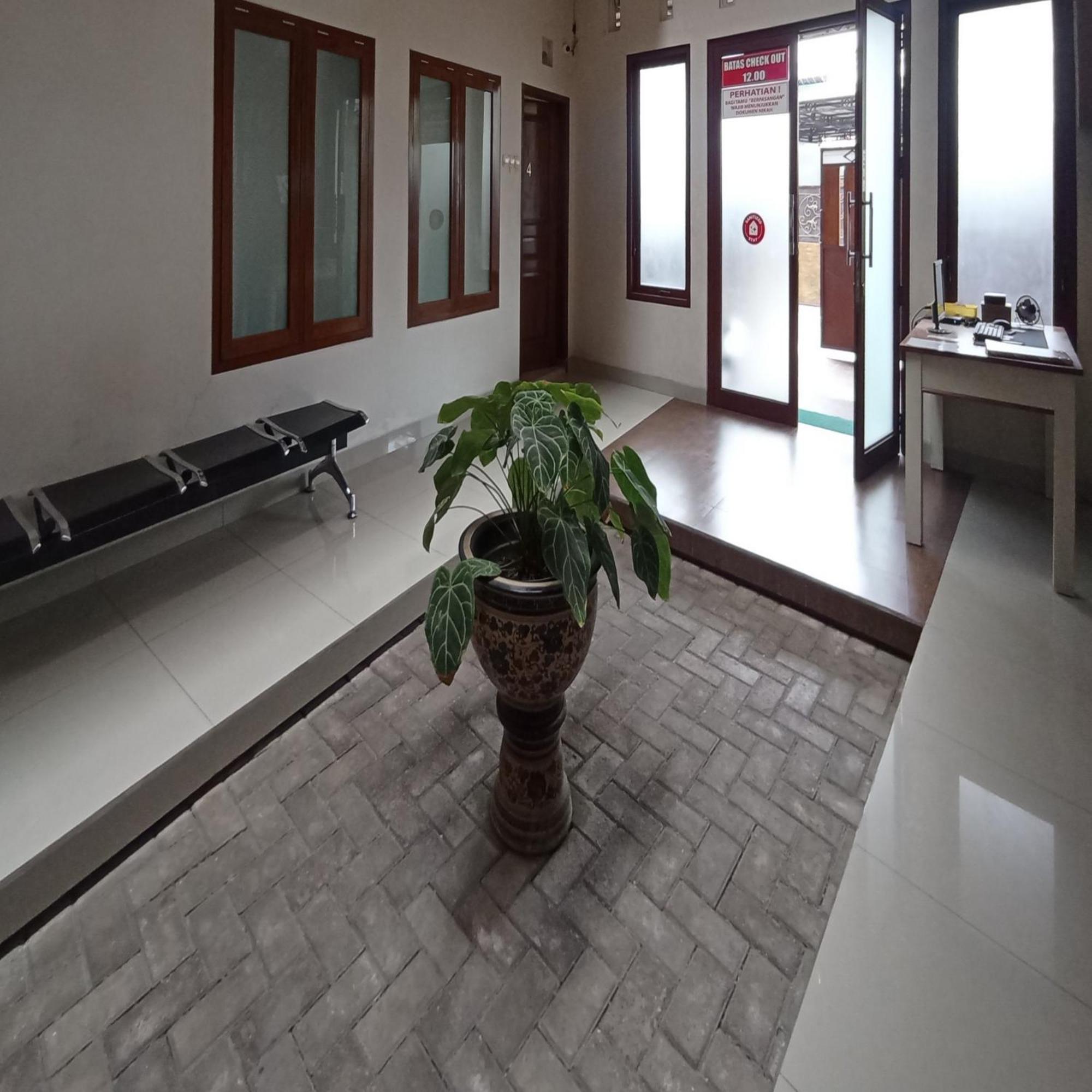 Reddoorz At Syariah House Purwokerto Hotel Luaran gambar