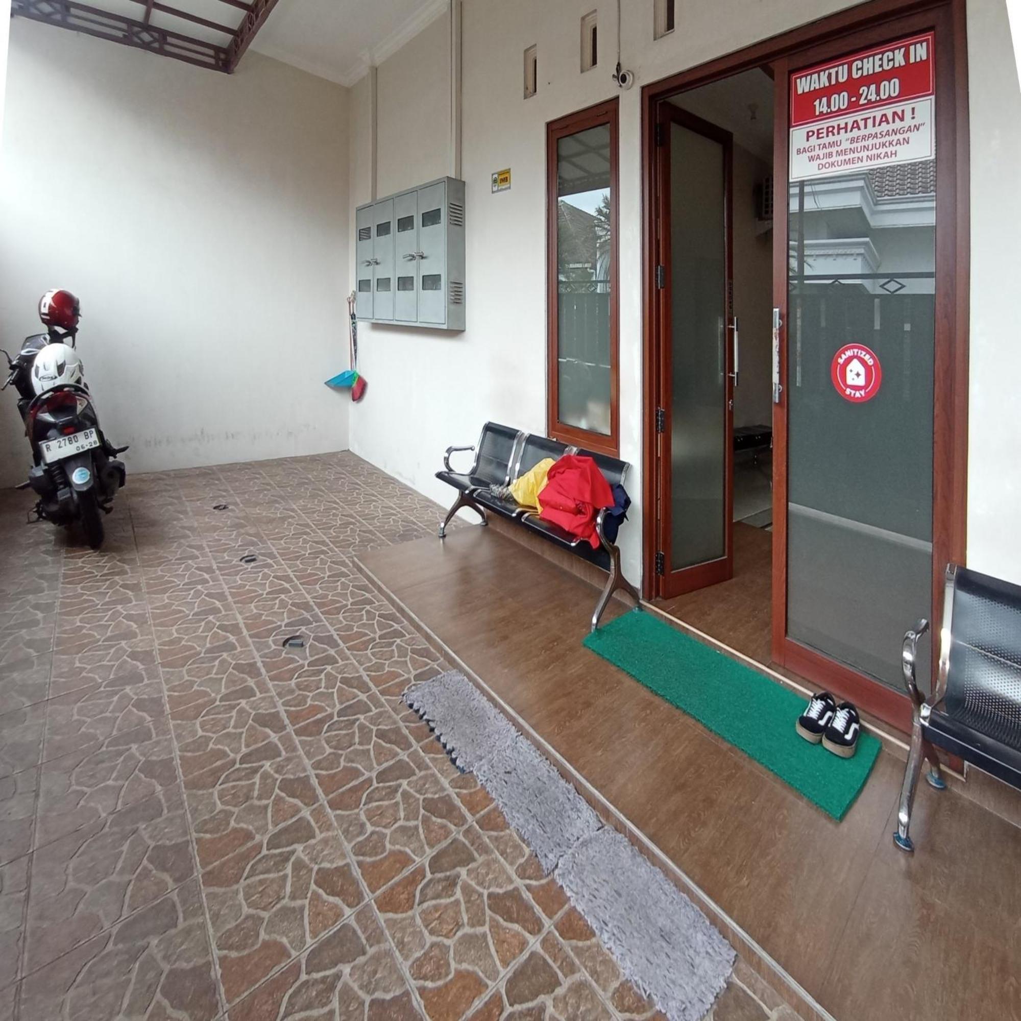 Reddoorz At Syariah House Purwokerto Hotel Luaran gambar