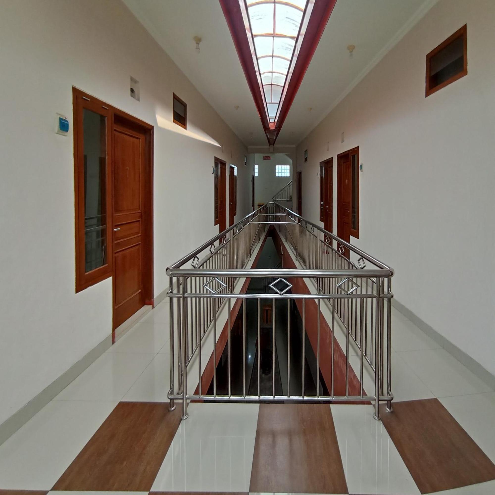 Reddoorz At Syariah House Purwokerto Hotel Luaran gambar